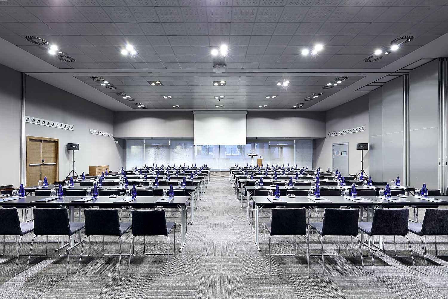 Eurostars Madrid Congress Hotel Alcobendas Bagian luar foto