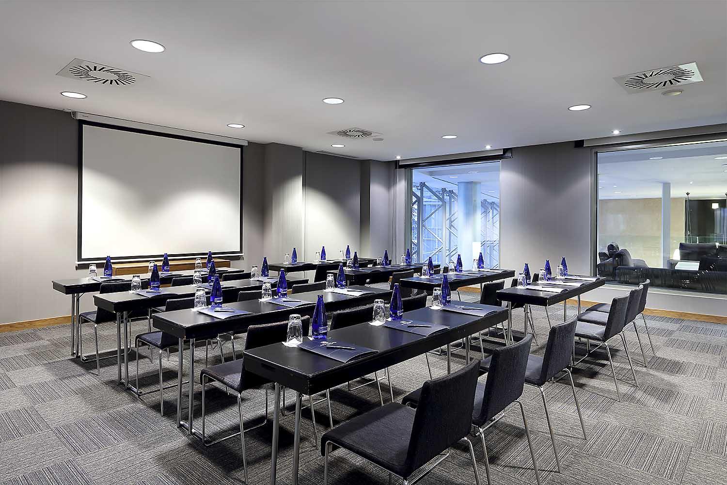 Eurostars Madrid Congress Hotel Alcobendas Bagian luar foto