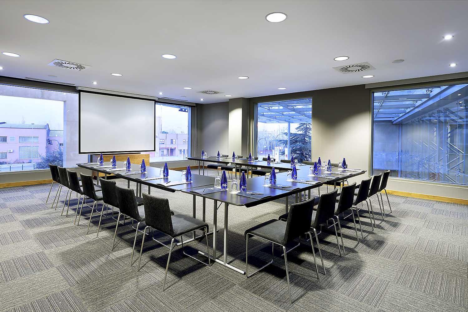 Eurostars Madrid Congress Hotel Alcobendas Bagian luar foto