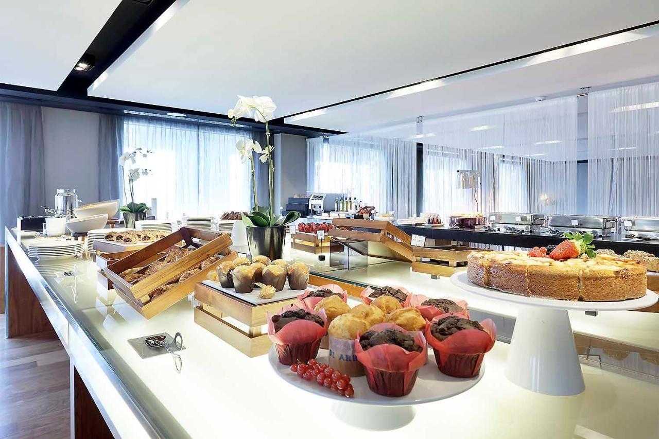 Eurostars Madrid Congress Hotel Alcobendas Bagian luar foto
